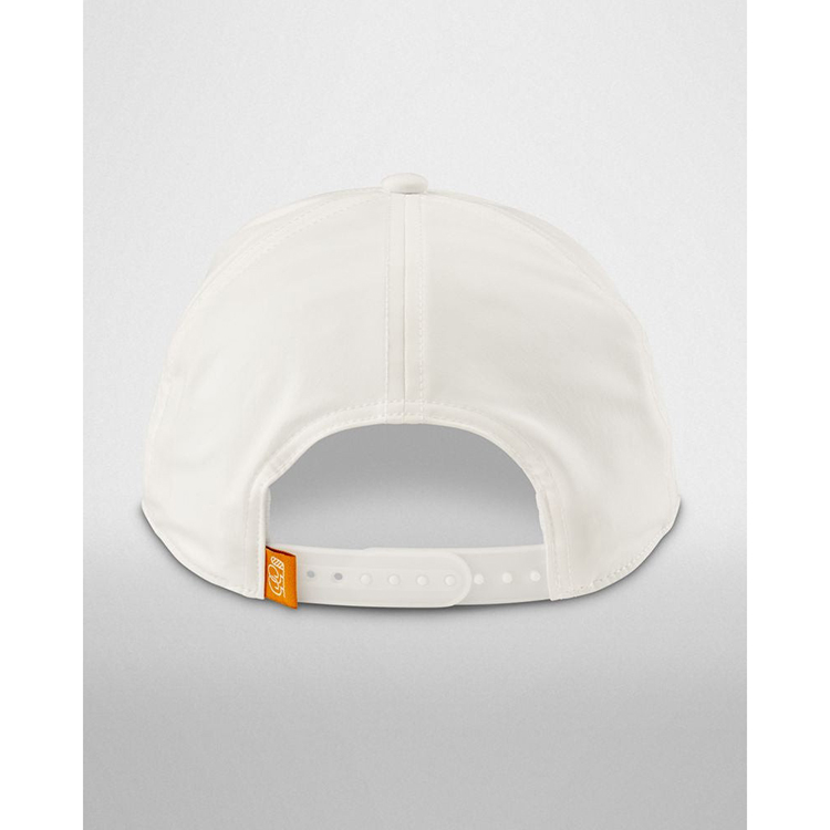 White (GG1142)